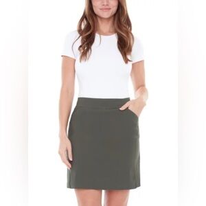 Women’s S.C. & CO. Army green  stretchy Pull-on Skort size 8‎